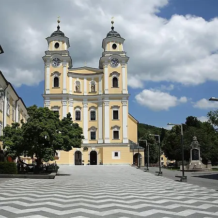 Gesundheitshof Lohninger * Mondsee