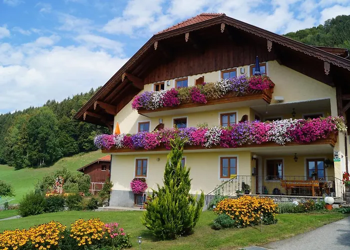 Gesundheitshof Lohninger * Mondsee